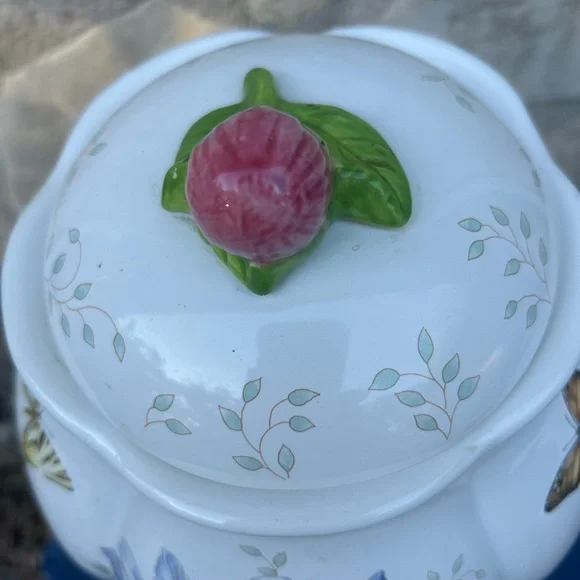Lenox Butterfly Meadow Porcelain Beverage Dispenser